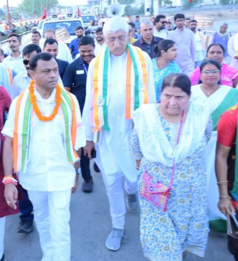 तखतपुर में आज मनरेगा बचाव पदयात्रा में ..प्रदेश अध्यक्ष दीपक बैज, महंत, टी एस, देवेंद्र यादव  होंगे शामिल